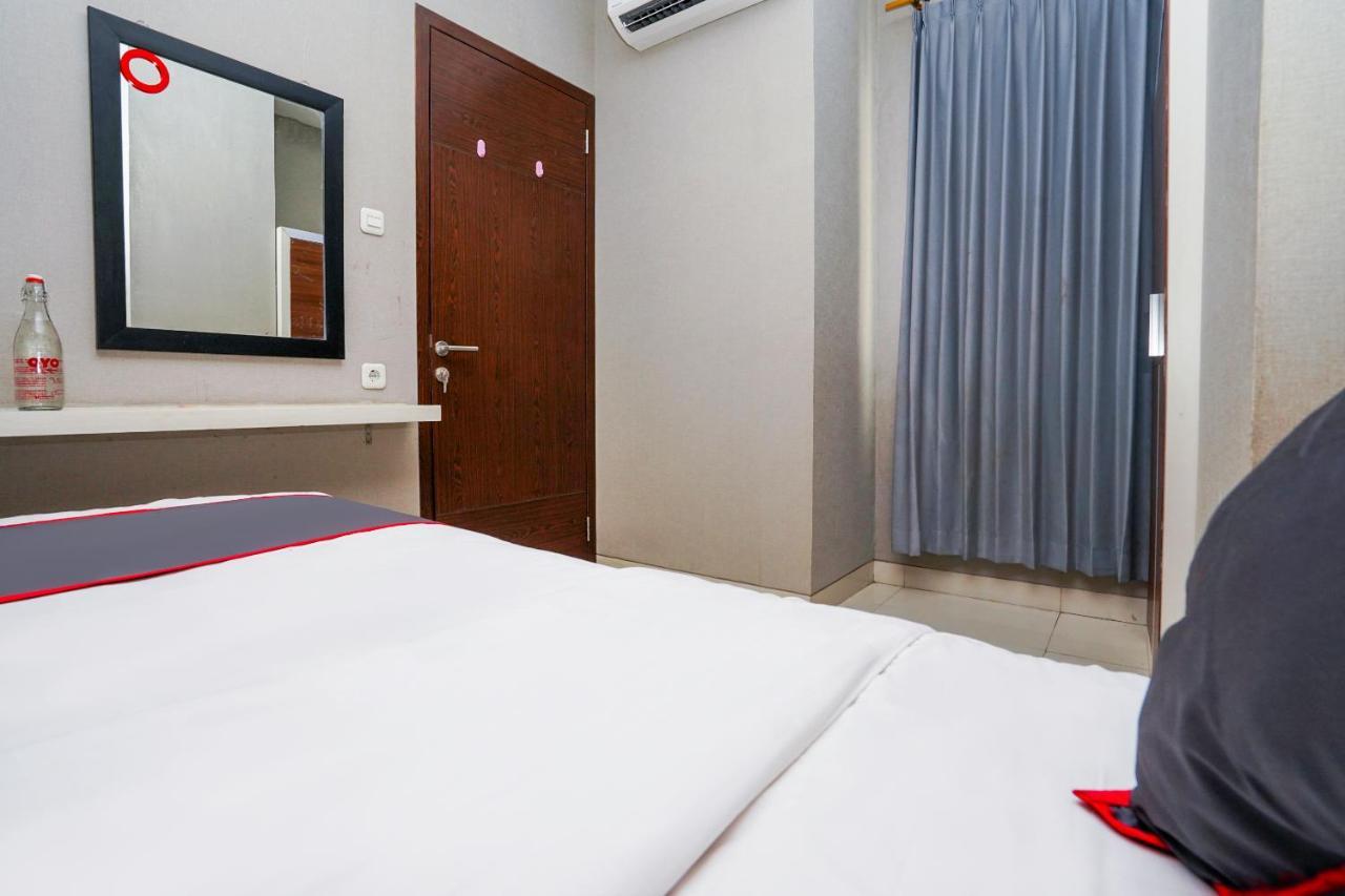 Collection O 29 Twin Tower Hotel Surabaya Luaran gambar